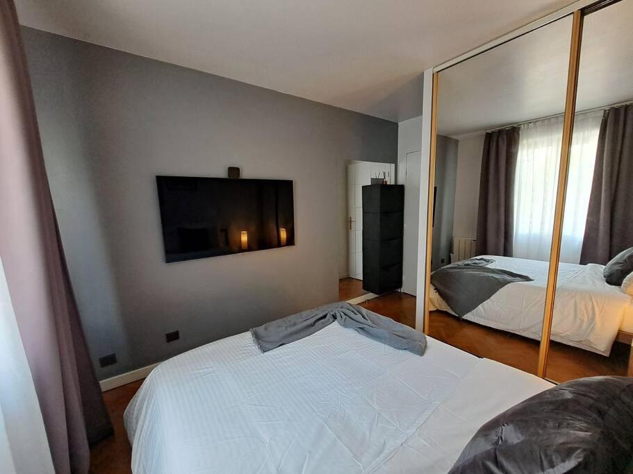 Appartement Aux Portes De Paris Et 5 Minutes Du Metro Charenton-le-Pont Εξωτερικό φωτογραφία